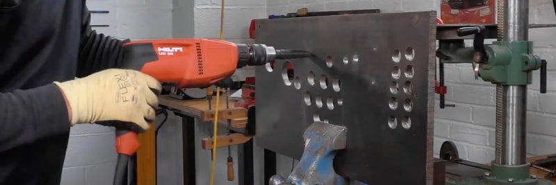 Spiral-flute bridge reamer with a hex shank